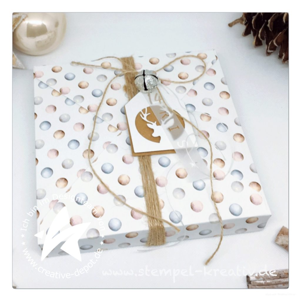 CD-Adventskalender weihnatliche Verpackung mit dem Envelope Punch Board